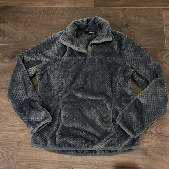 💙 Super soft and comfy Eddie Bauer fuzzy outerwear / Small / bluish grey 💙 - Picture 1 of 6